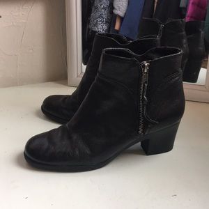 Aerosoles faux leather bootie
